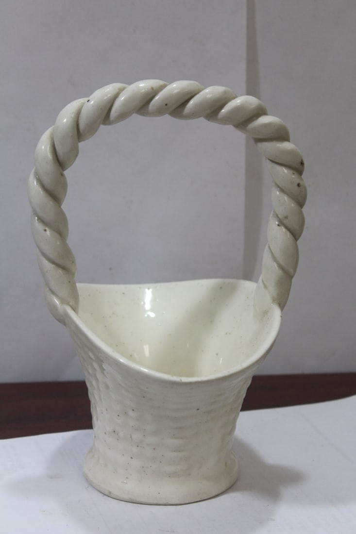 A Ceramic Basket - 4