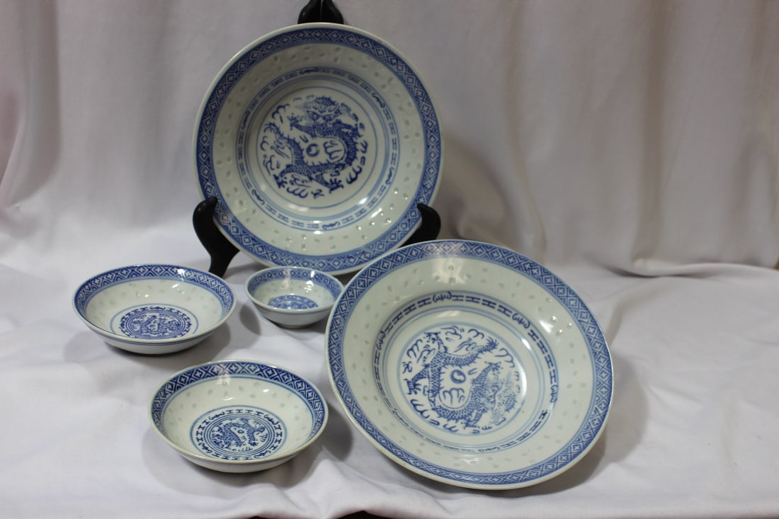 Lot of 5 Chinese Rice Pattern Bowls (1 of 9)