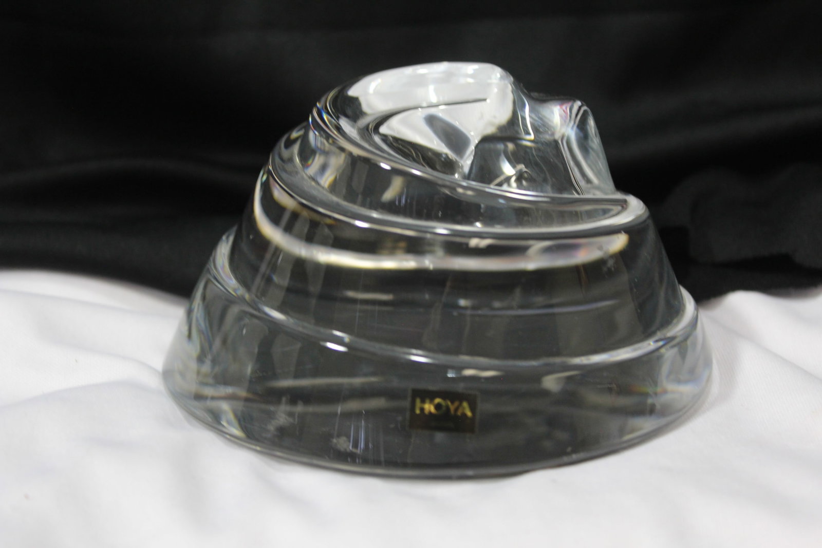 HoYa Crystal: 4 7/8" in diameter