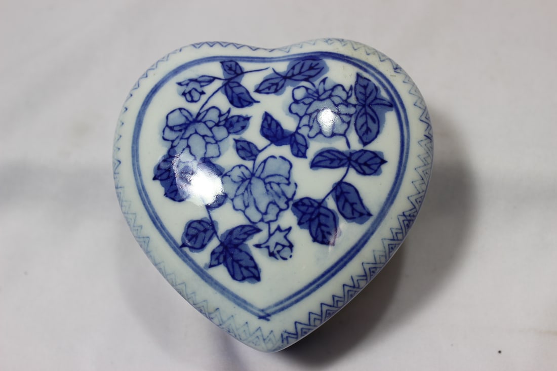 A Heart Shape Trinket Box: 3 3/4" across