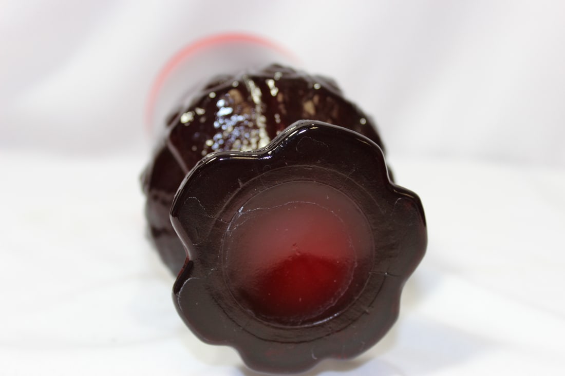 A Ruby Red Glass Stem Cup - 3