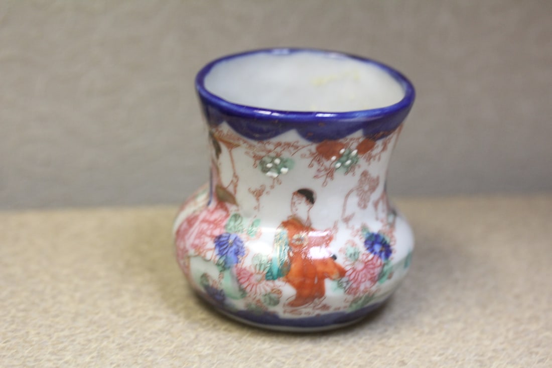 Ceramic Kutani Tooth Pick Holder: geisha girl - 2 3/8 inches tall