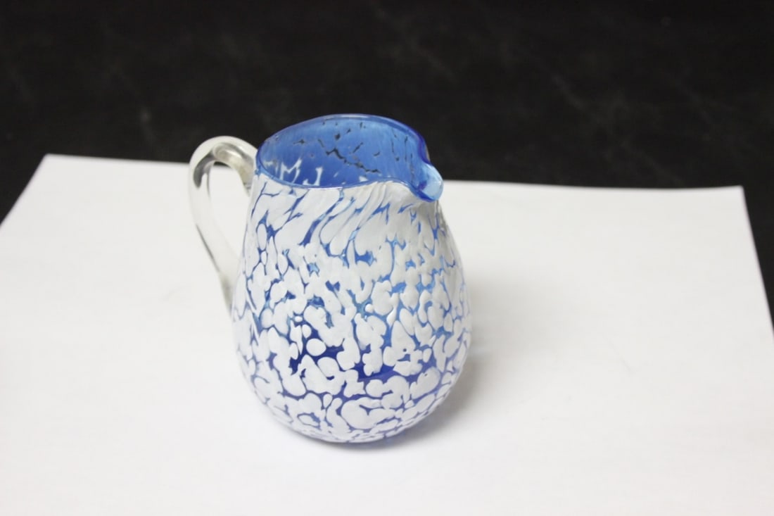 An Art Glass Ruffled Edge Pitcher: 3 5/8" tall