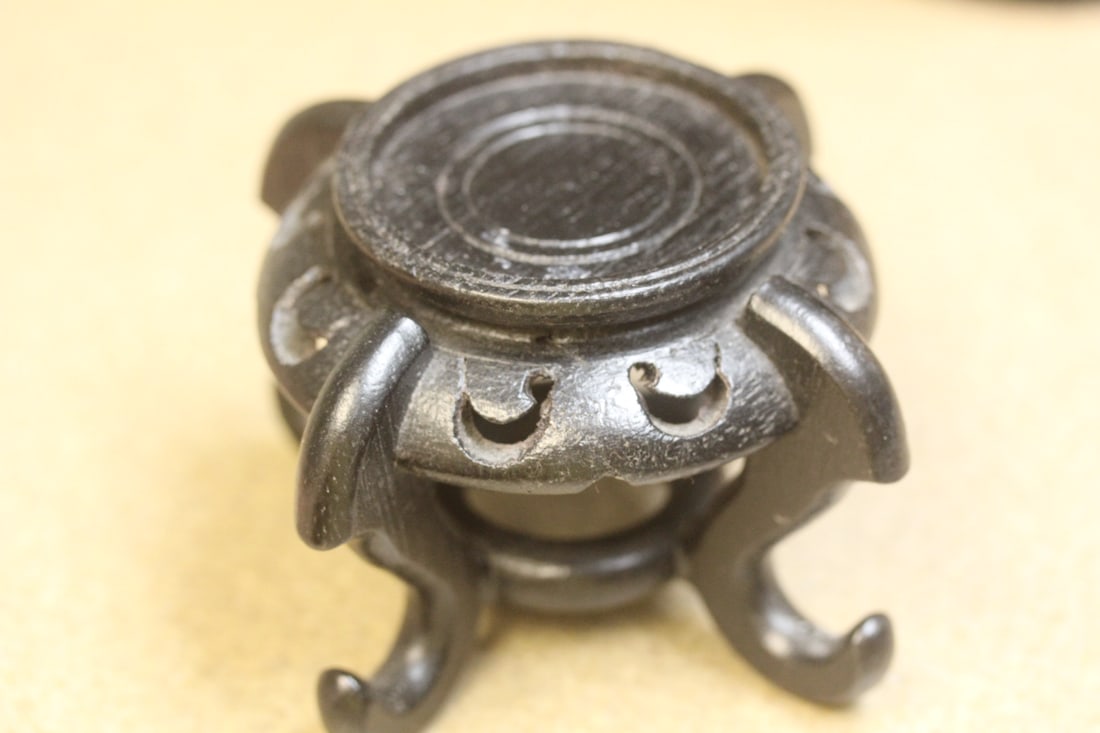 Wooden Vase Stand: footed - inside diameter= 1 3/4"