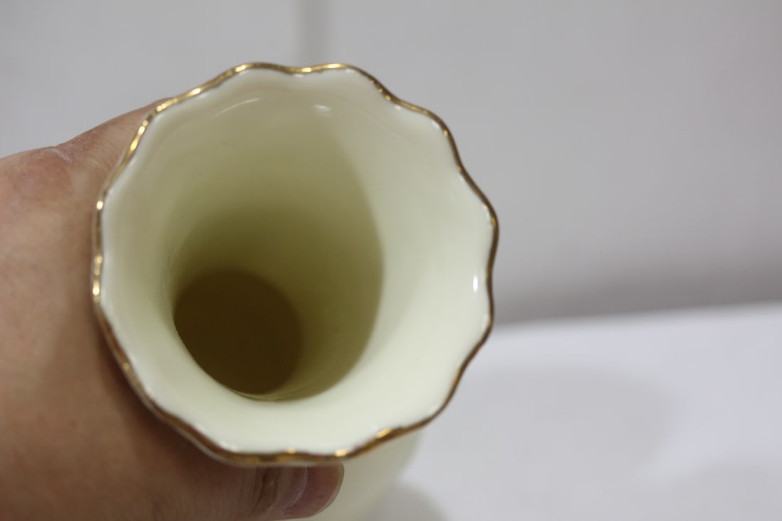 A Ceramic Vase - 4