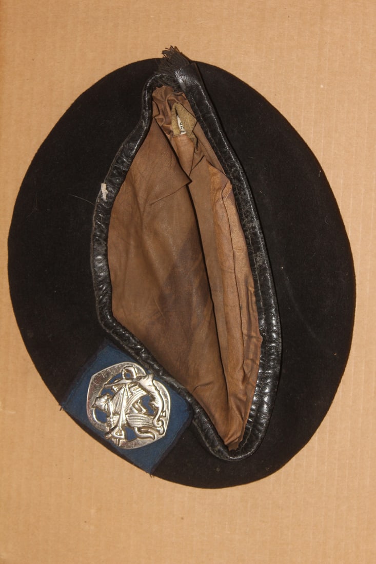 Military Beret: as shown