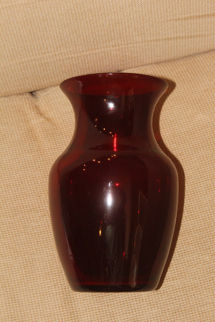 Ruby Red Glass Vase - 3
