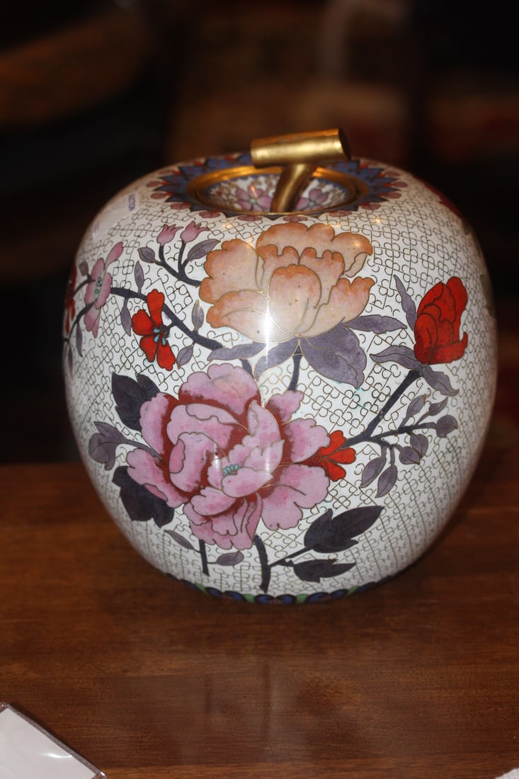 Apple Form Chinese Cloisonne Jar: 8 3/4" tall