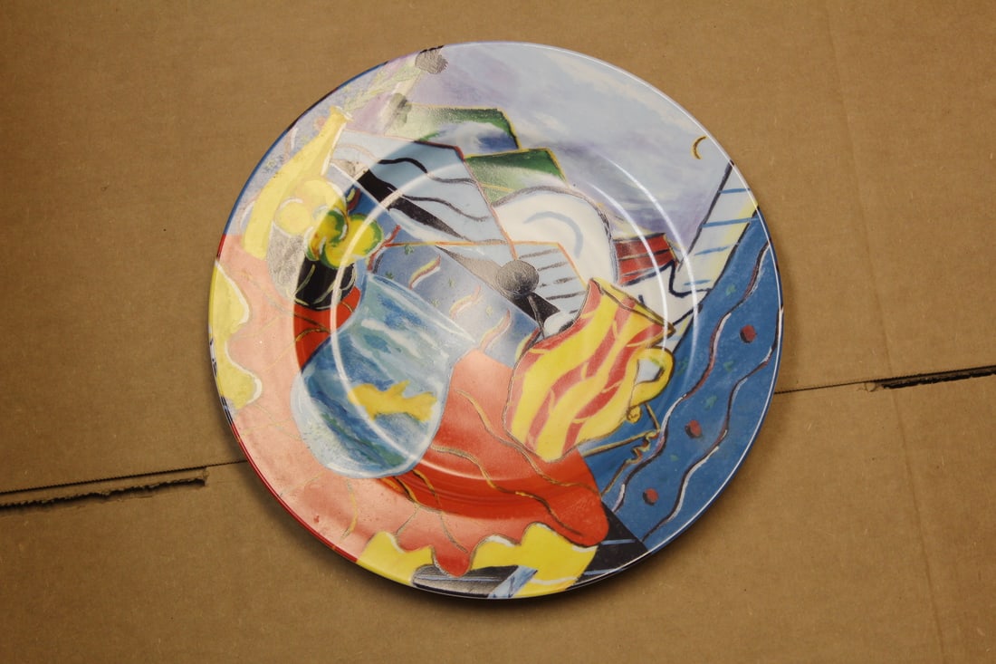 Tony Curtis Decorative Plate: Saturday signature collection - 12 inches in diameter