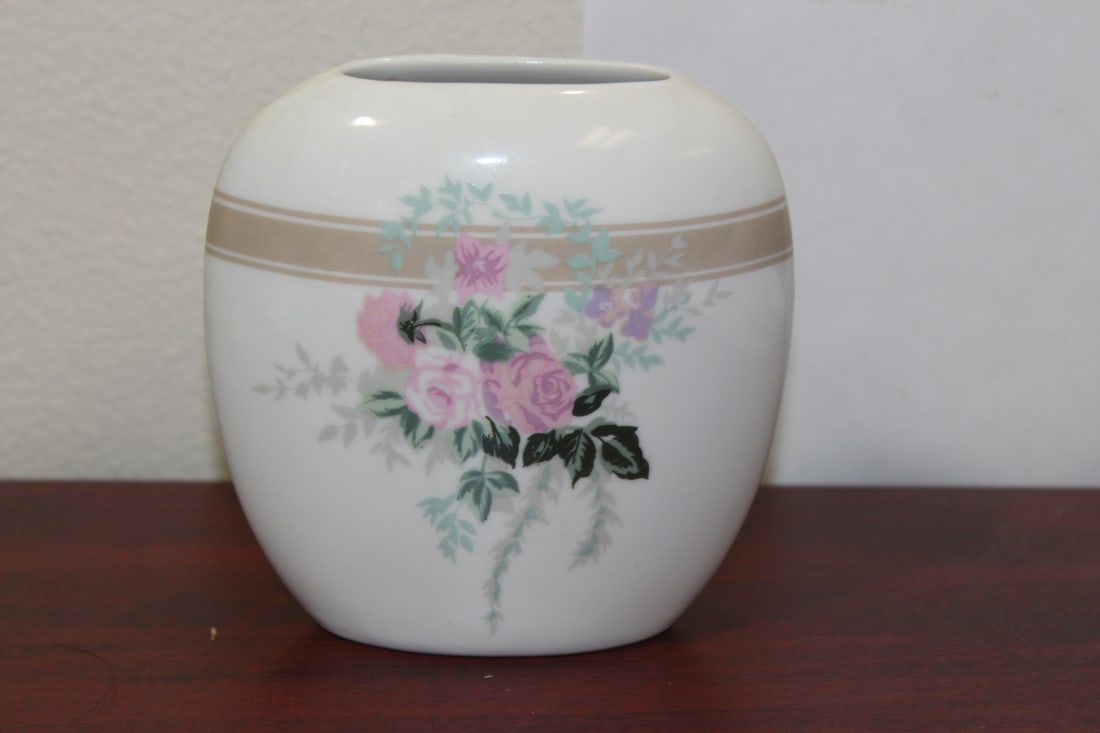 A Ceramic Flat Floral Vase: 4 5/8" tall