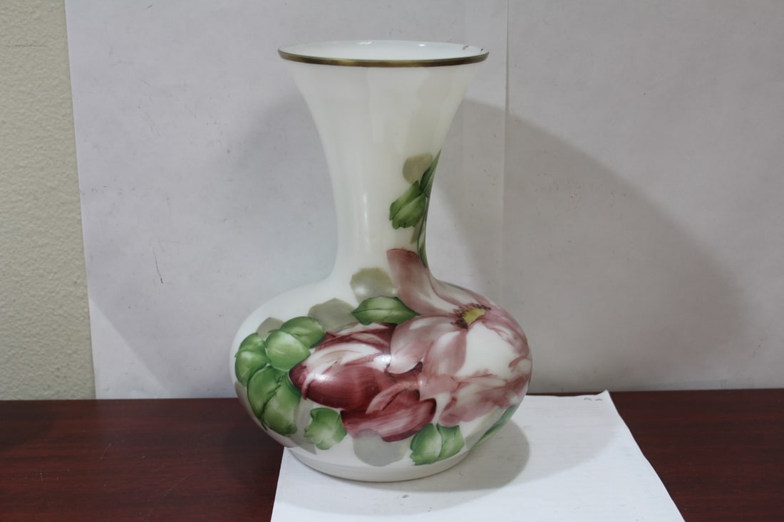 A Handpainted Glass Vase (1 of 7)