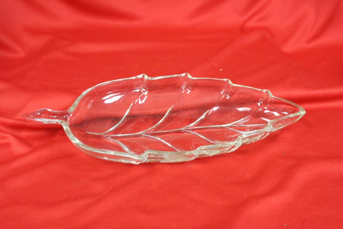 A Glass Leaf Dish: 9 3/4" long
