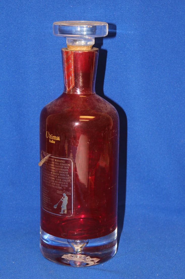A Ruby Red Artglass Decanter - 3