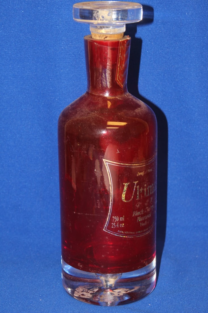 A Ruby Red Artglass Decanter - 4