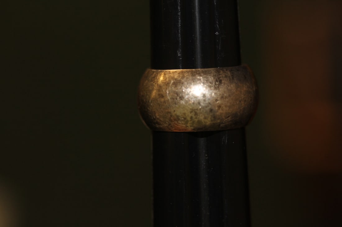 Sterling Band or Ring: as shown