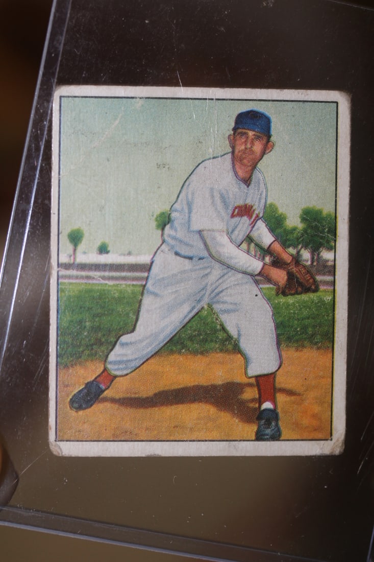 1950 Bowman Howard Fox Baseball Card (1 of 2)