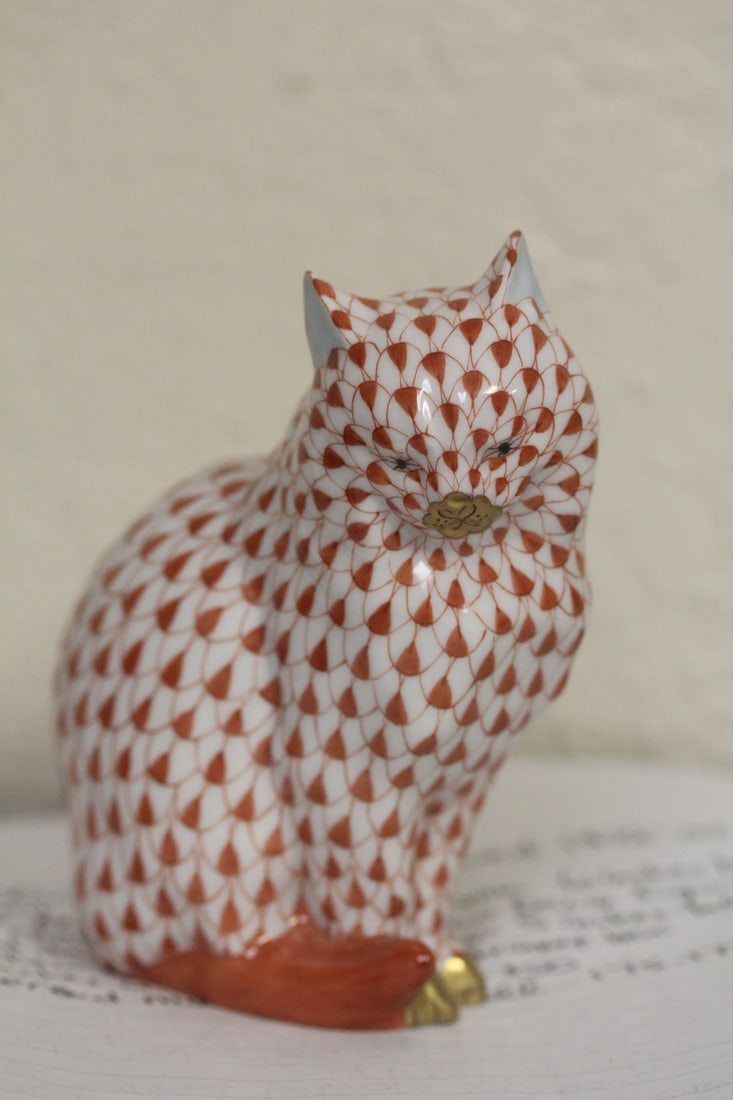 A Hungarian Herend Porcelain Cat: fishnet design - 4 3/4" tall