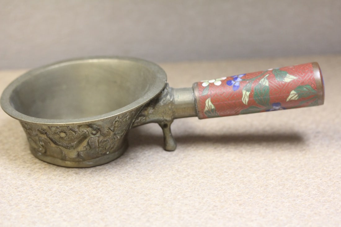 Antique Chinese Cloisonne Handle Silk Iron: marked China - 7" across