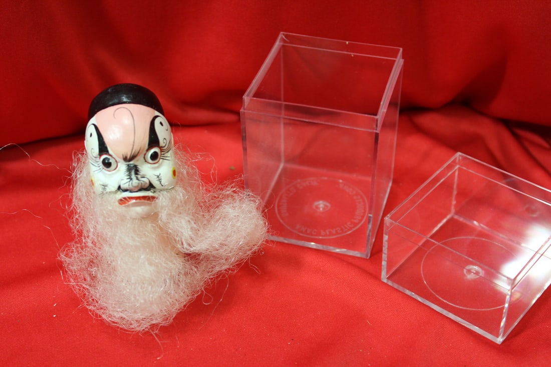 A Plastic Head - 5
