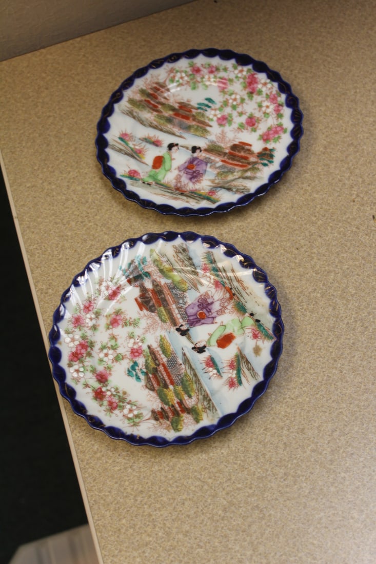Lot of 2 Kutani Bread Plates: Geisha girl motief - 6 inches in diameter - please note: one has an inside chip as shown, no noticeable when right side up
