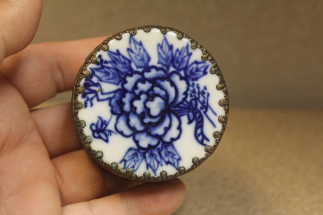 Chinese Sterling and Porcelain Trinket Box: marked sterling - 2 1/8" in diameter
