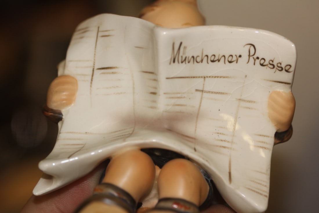 Hummel Figurine - 7
