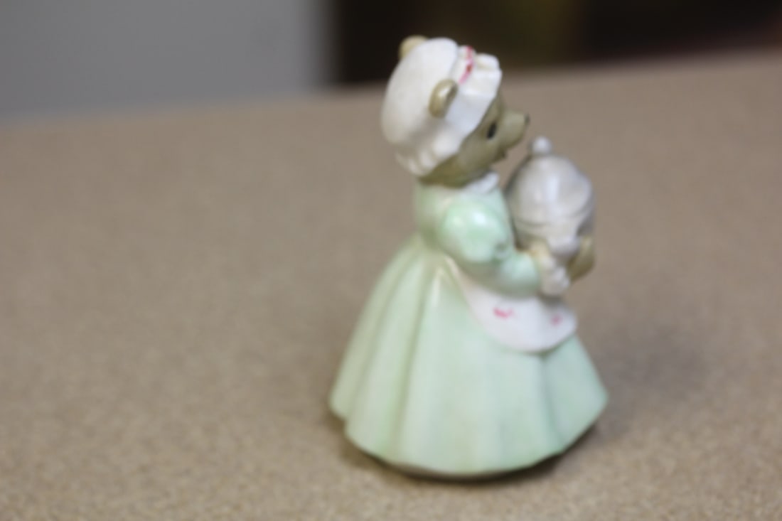 Ceramic Mama Bear - 4
