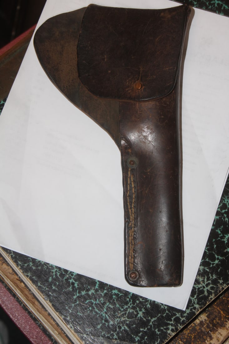 Leather Gun Holster: most likely WWII - country unknown