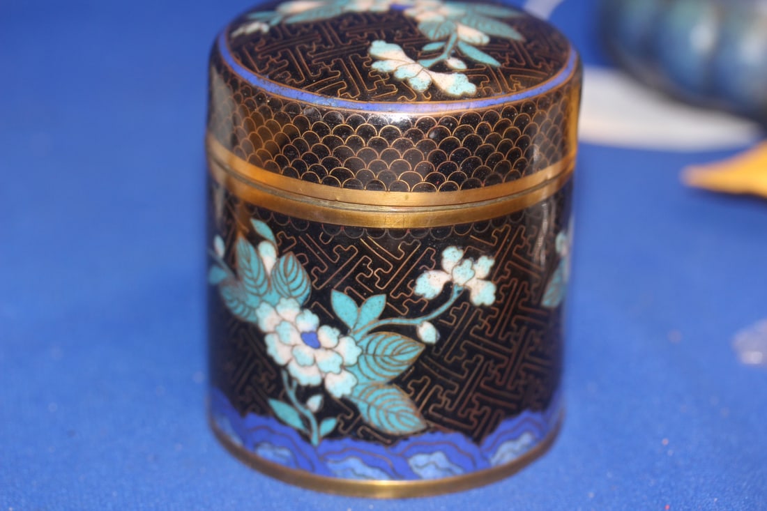 Cloisonne Box: 3 1/8" tall