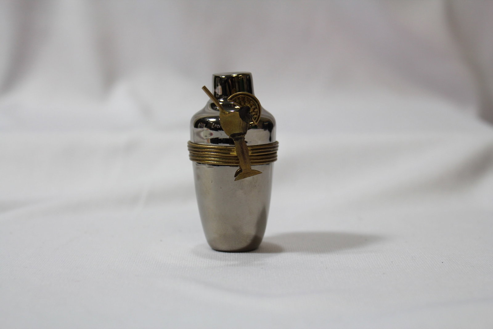 A Limoge Trinket Box (1 of 9)