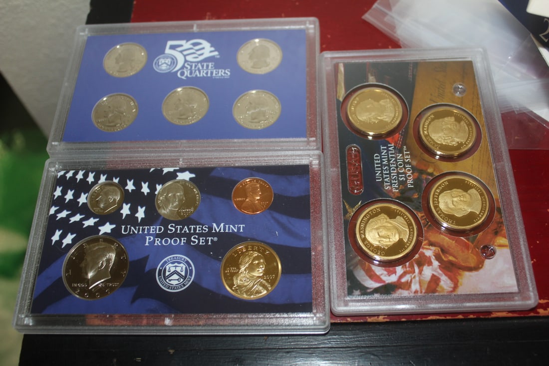2007 US Mint Proof Set: 14 coins with COA