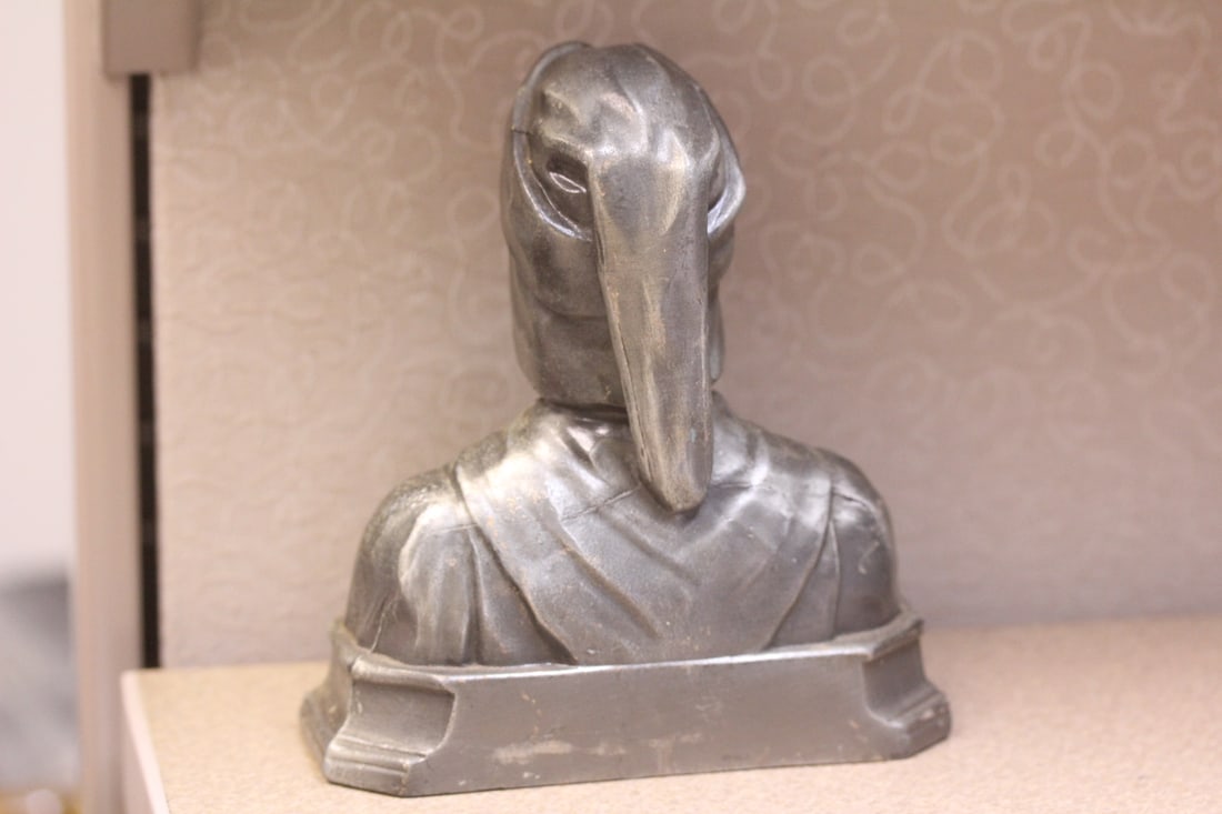 Dante Statue - 3