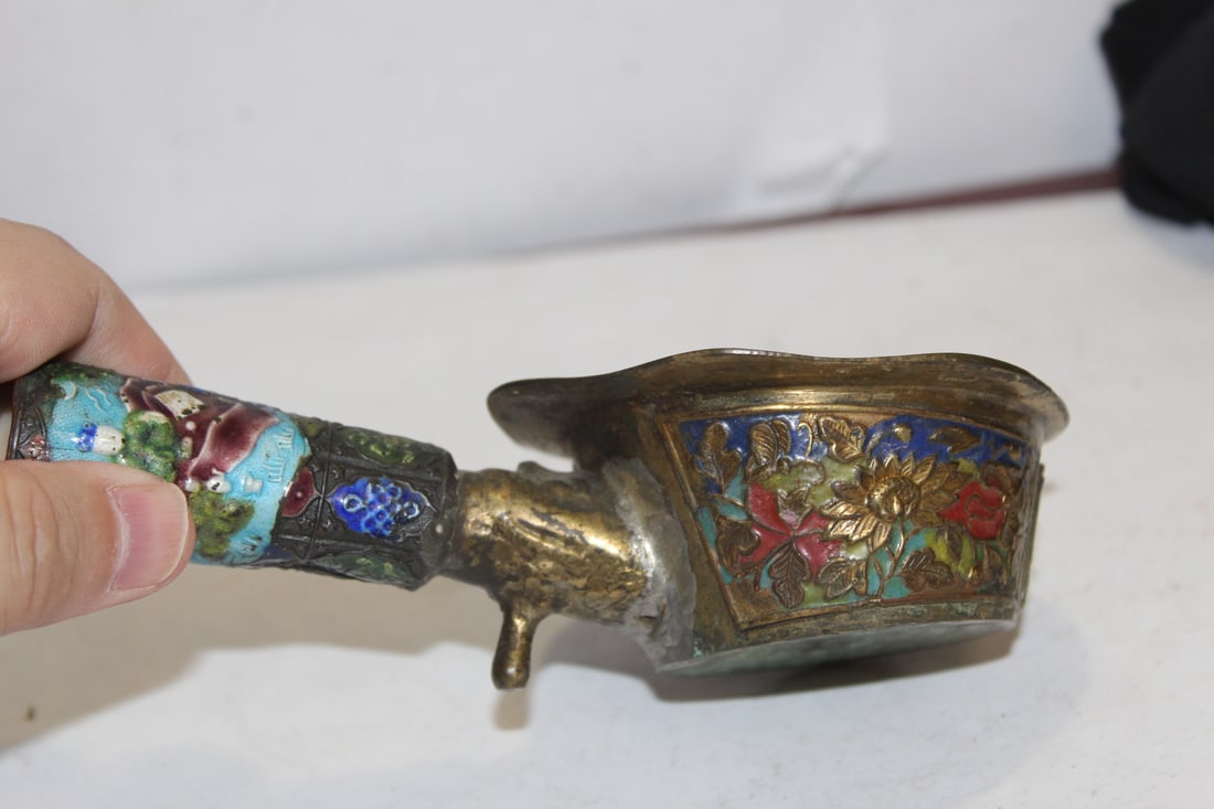 A Vintage Silk Iron - 2