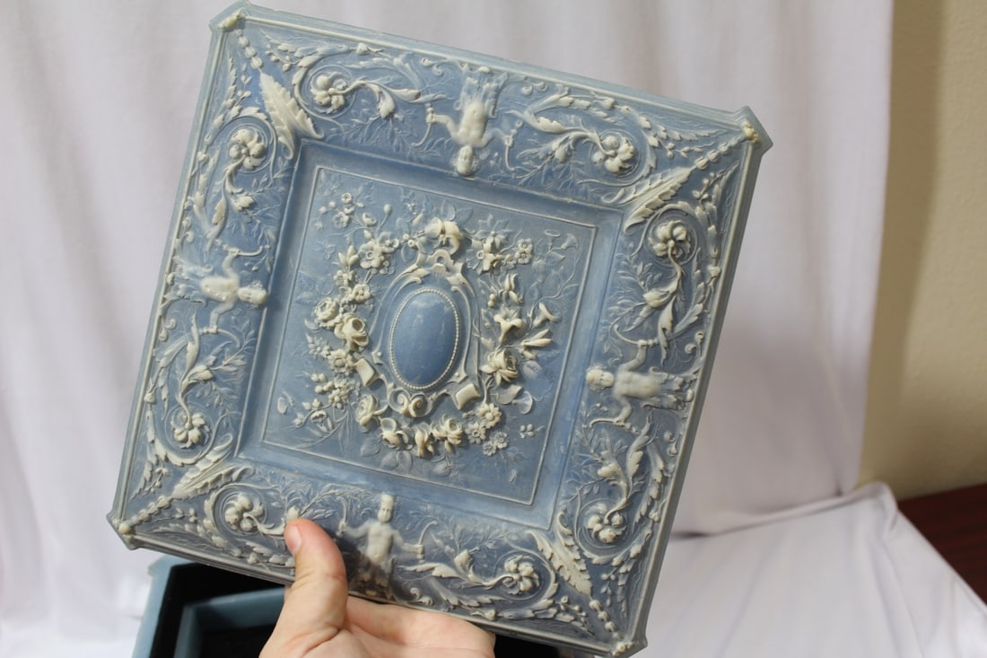 A Resin Box - 10