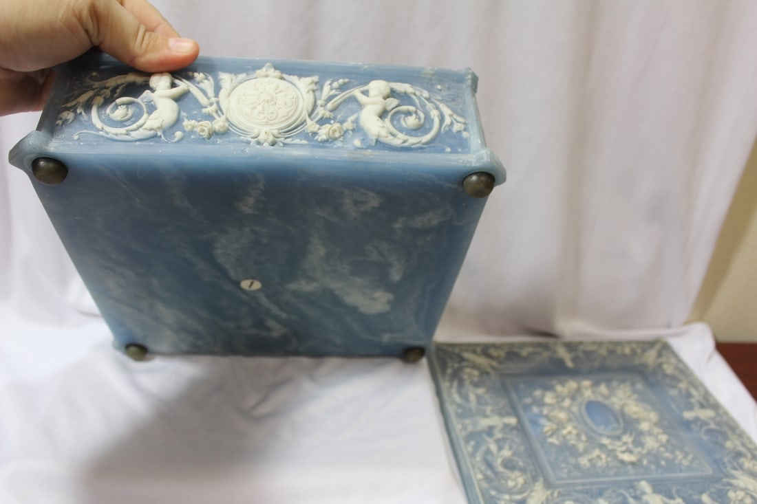 A Resin Box - 8