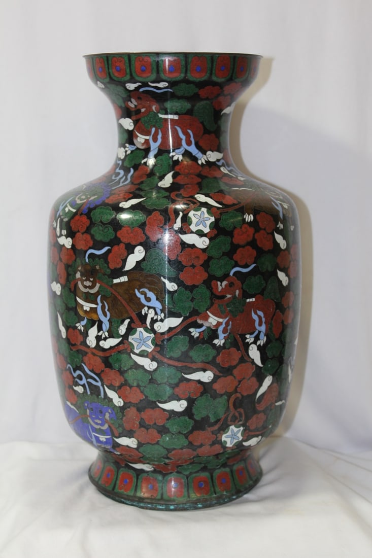 A Large Cloisonne Vase - 2