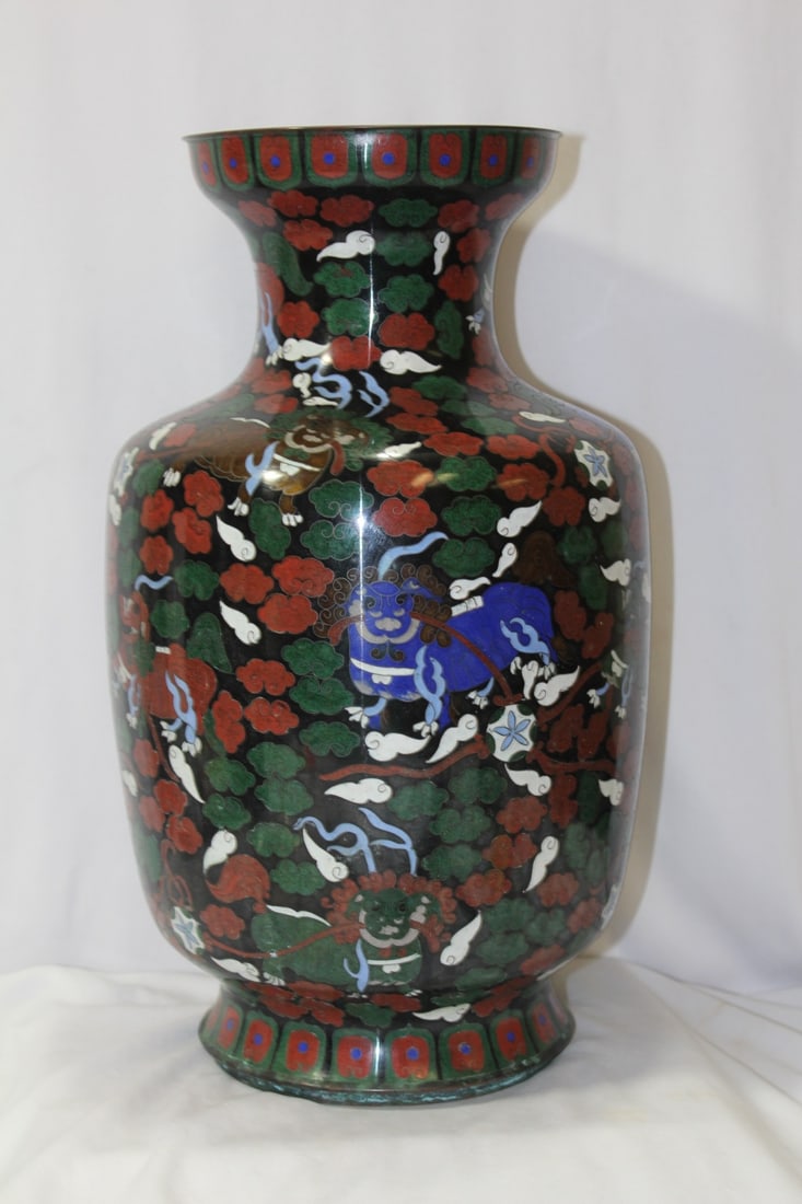 A Large Cloisonne Vase - 3