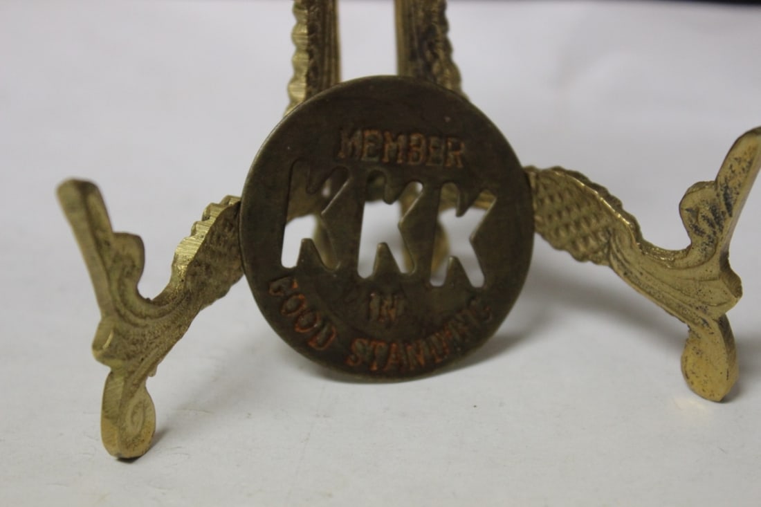 A Pendant: as shown