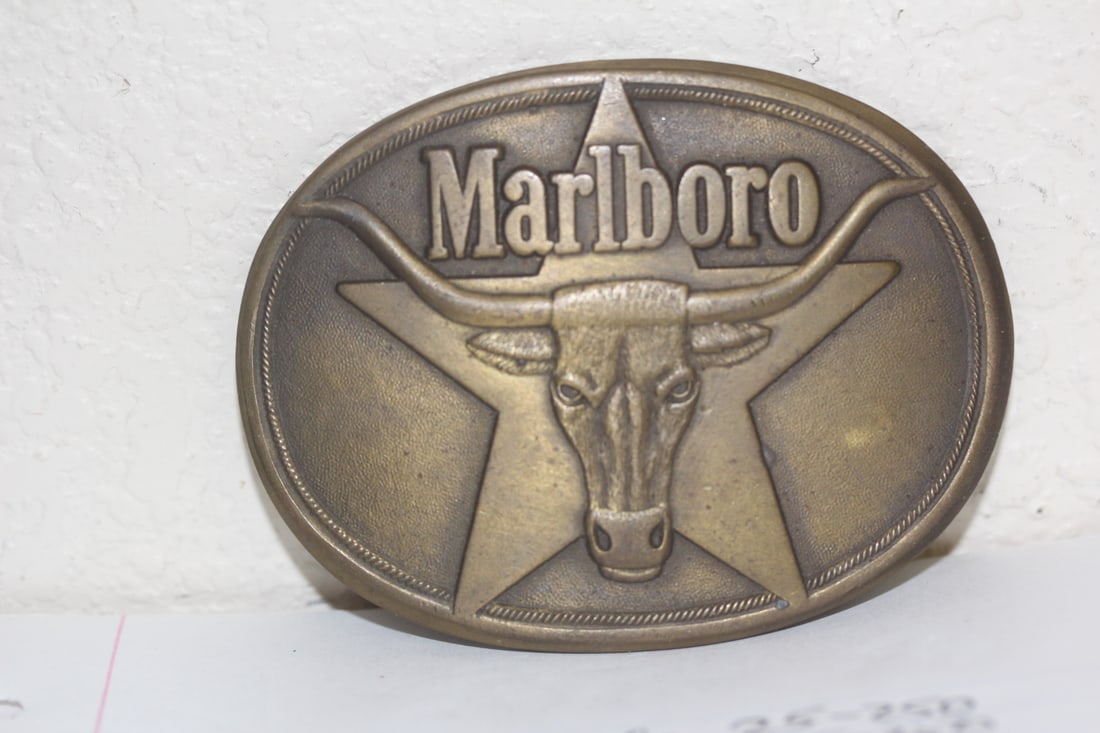 Marlboro Belt Buckle: as shown