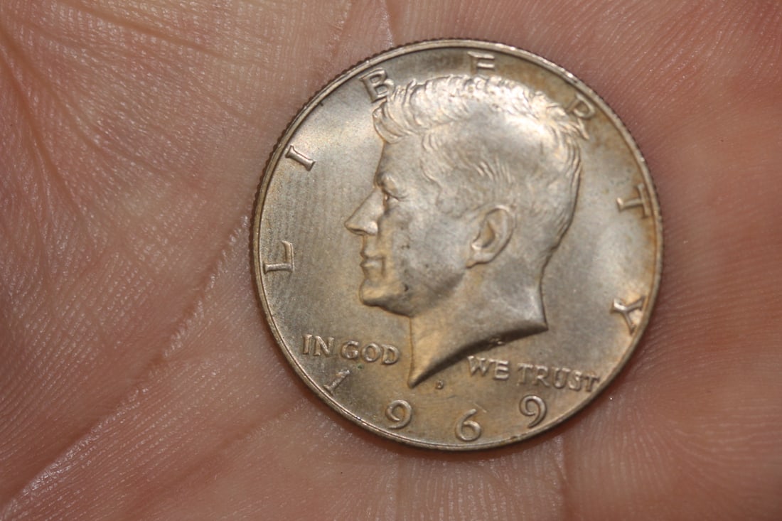 1969 Kennedy Half Dollar: 40% silver