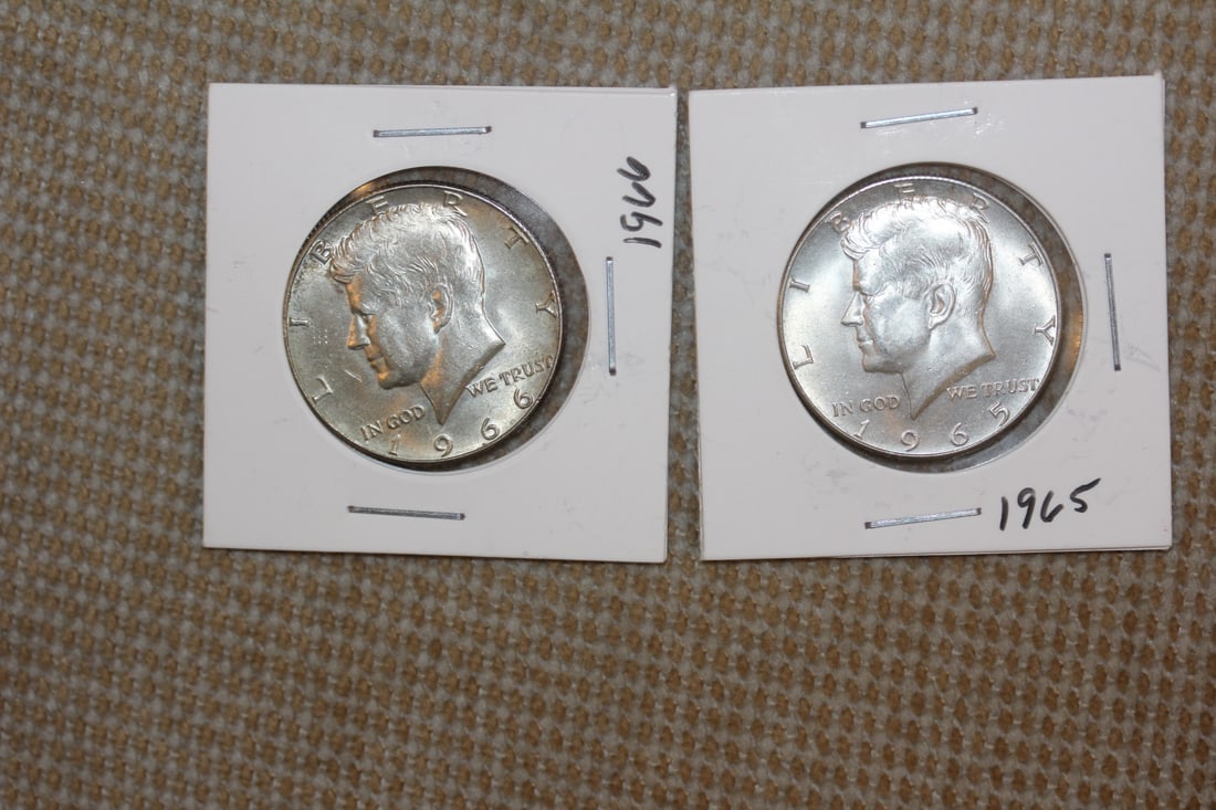 Lot of 2 Kennedy Halves: 40% silver
