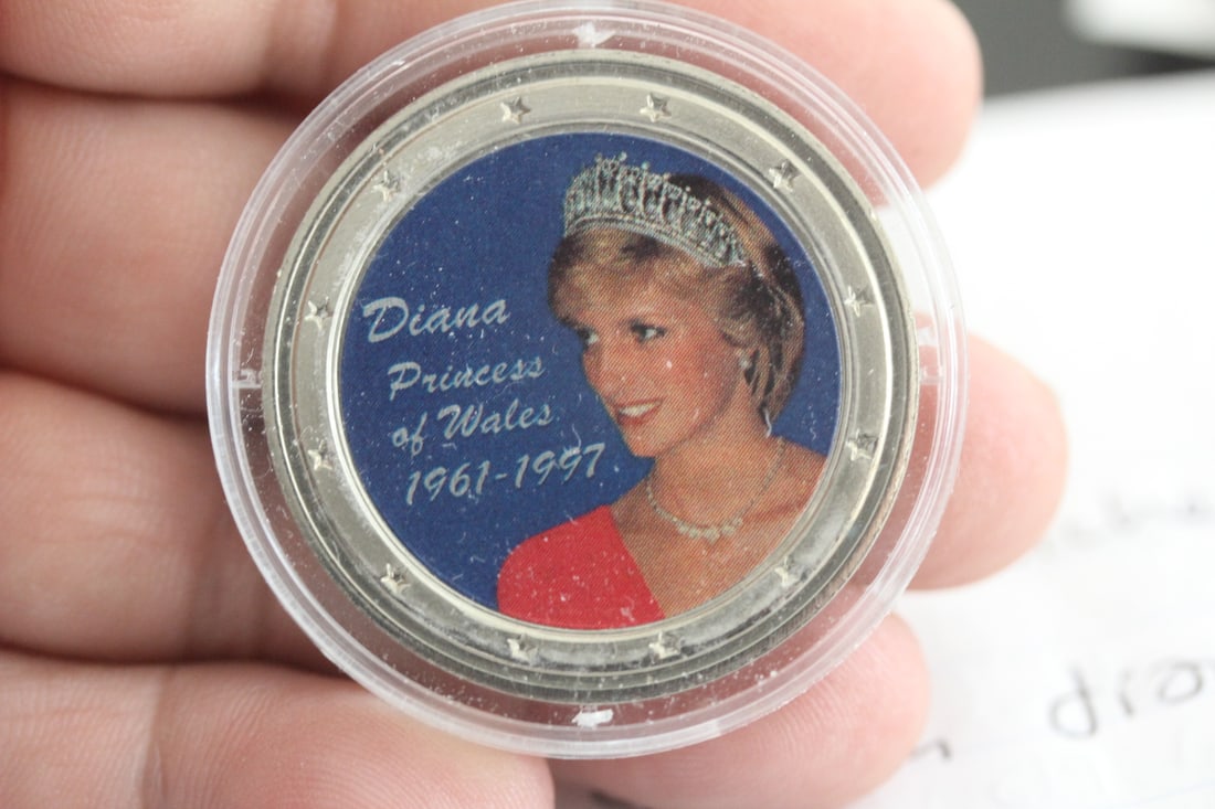 Princess Diana Commemorative Coin: clad