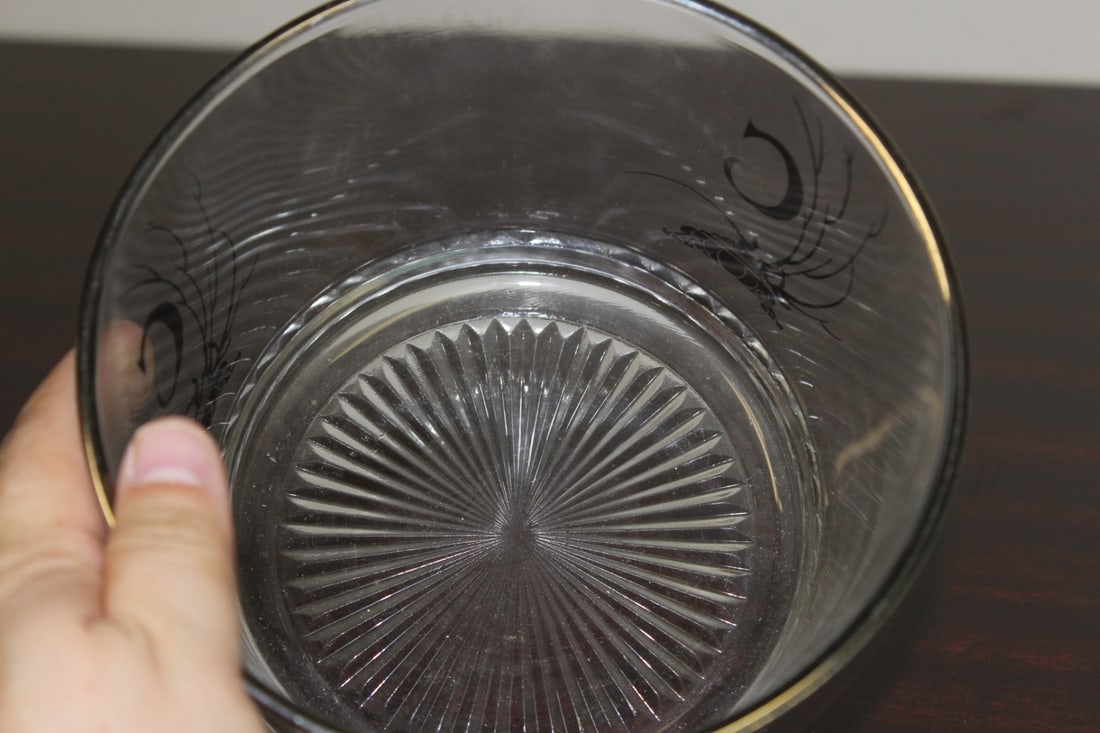 An Ice Bucket - 5