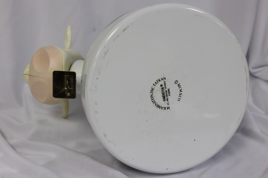 A Cow Form Kettle - 5