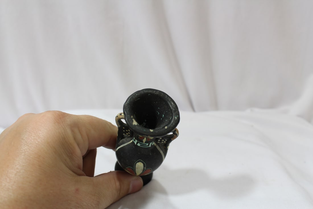 An Natique Miniature Vase - 3