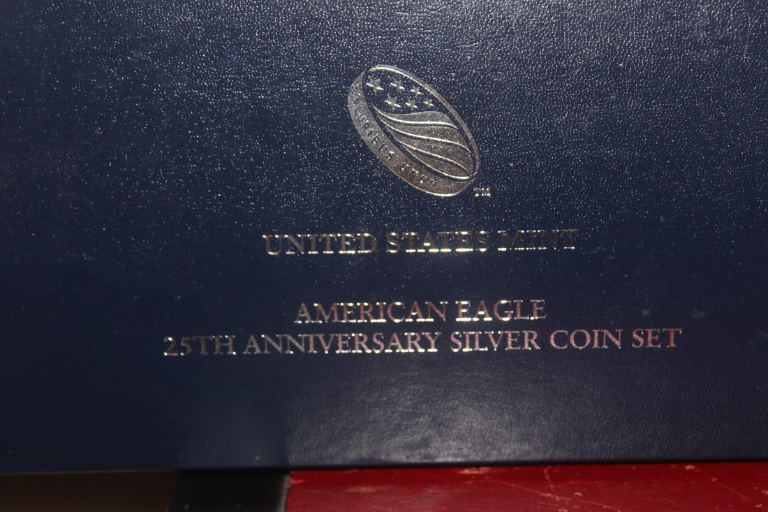 US Mint Silver Coin Set Box - 2