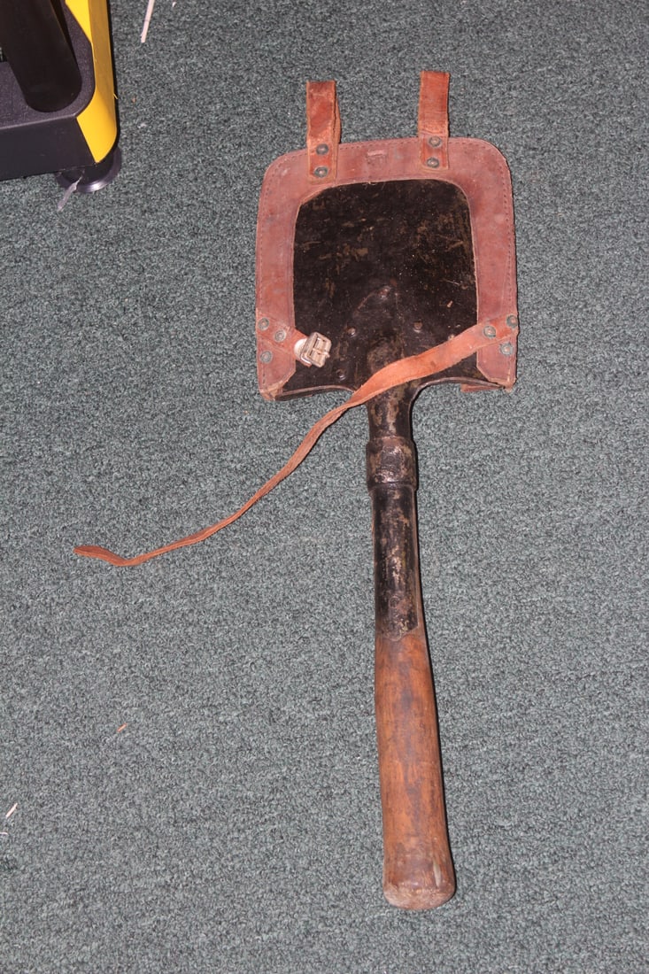 WW2 Shovel - 2
