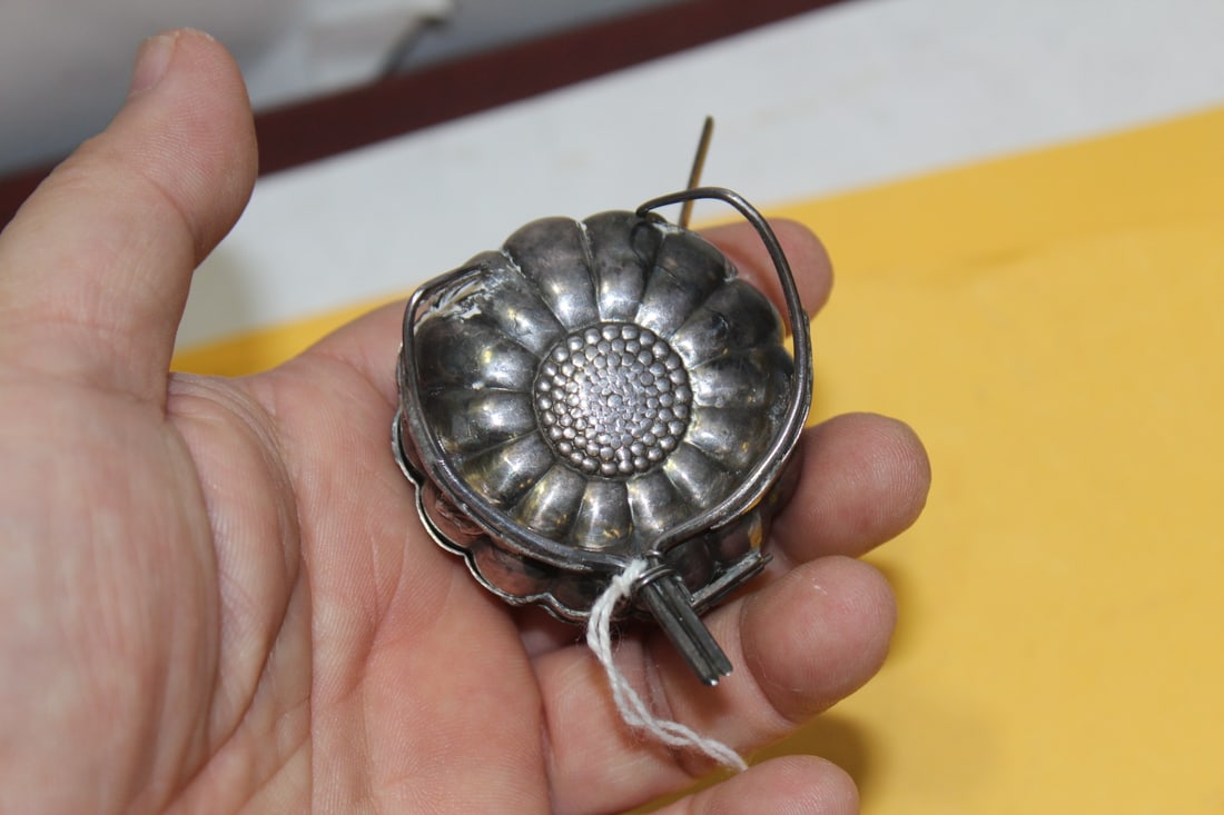 A Sterling Salt Container - 4