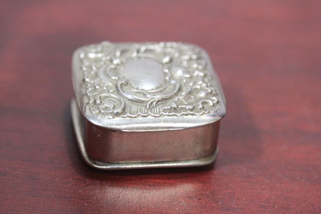 A Silverplated Ornate Trinket Box - 2