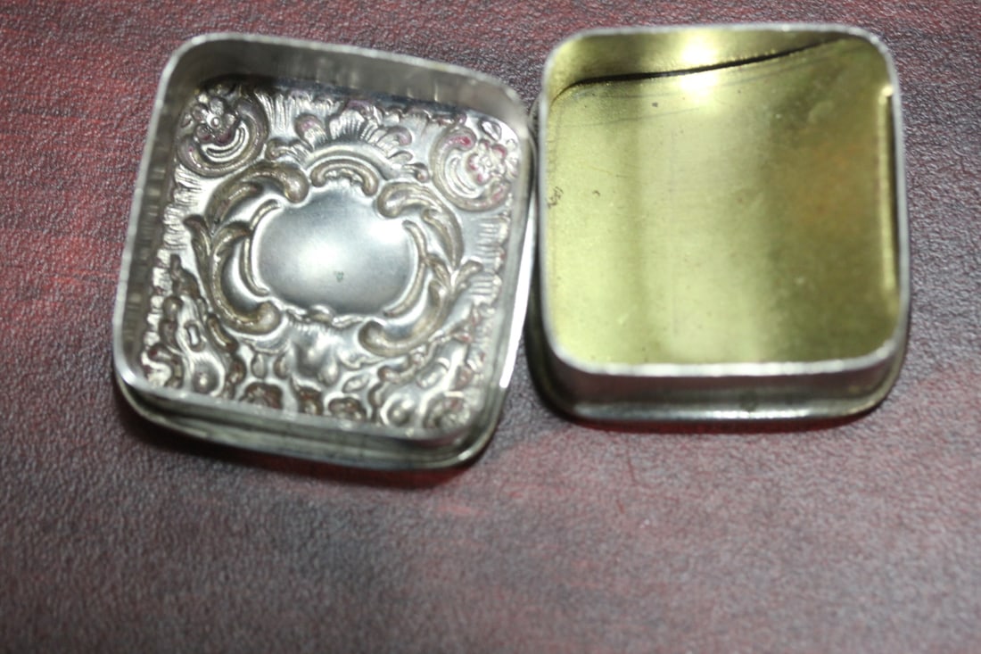 A Silverplated Ornate Trinket Box - 6
